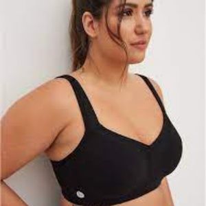 Torrid active sports bra 40DD